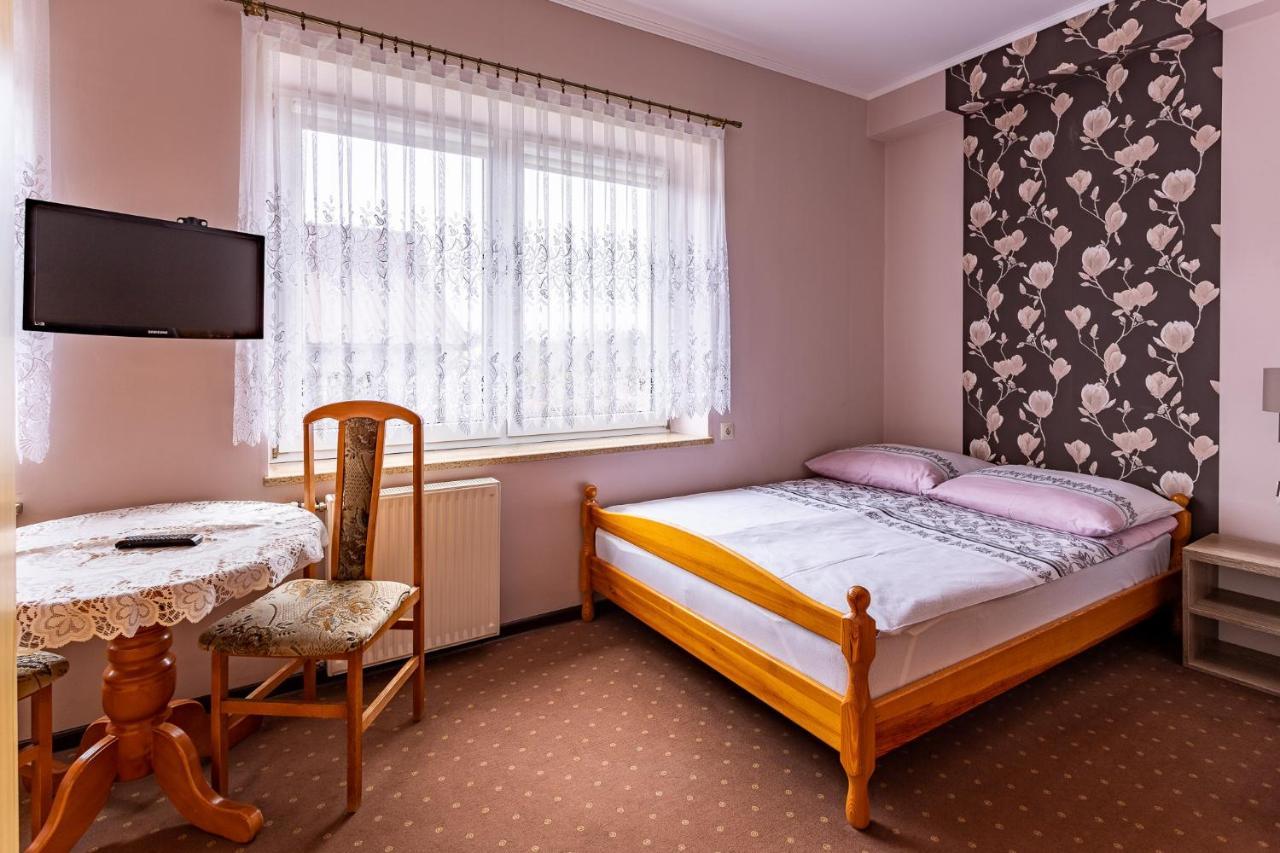 Pokoje Goscinne Katarzyna Kur Dębki Extérieur photo