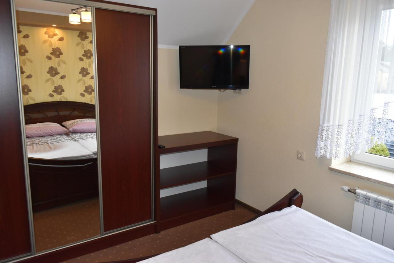 Pokoje Goscinne Katarzyna Kur Dębki Extérieur photo