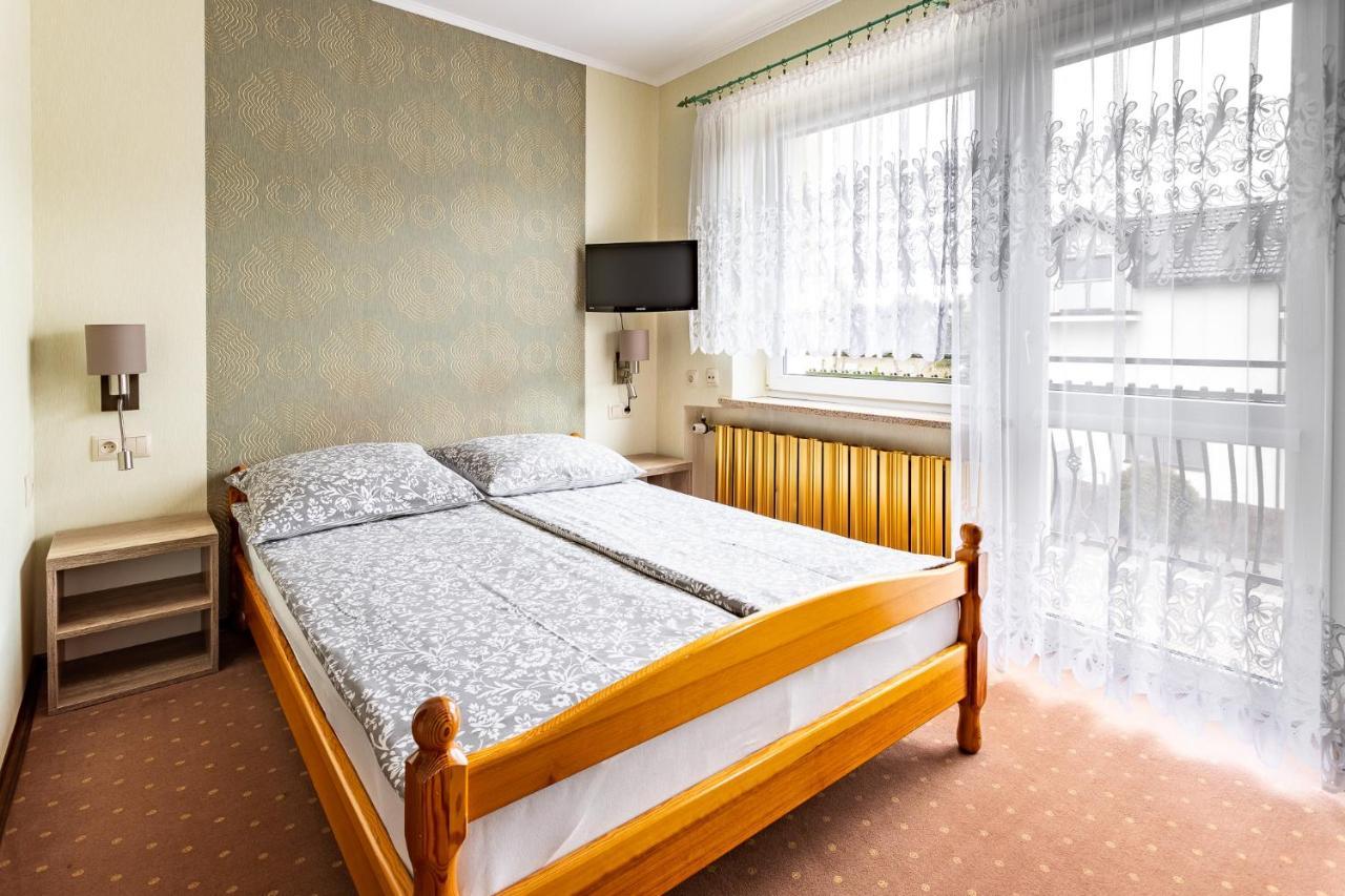 Pokoje Goscinne Katarzyna Kur Dębki Extérieur photo