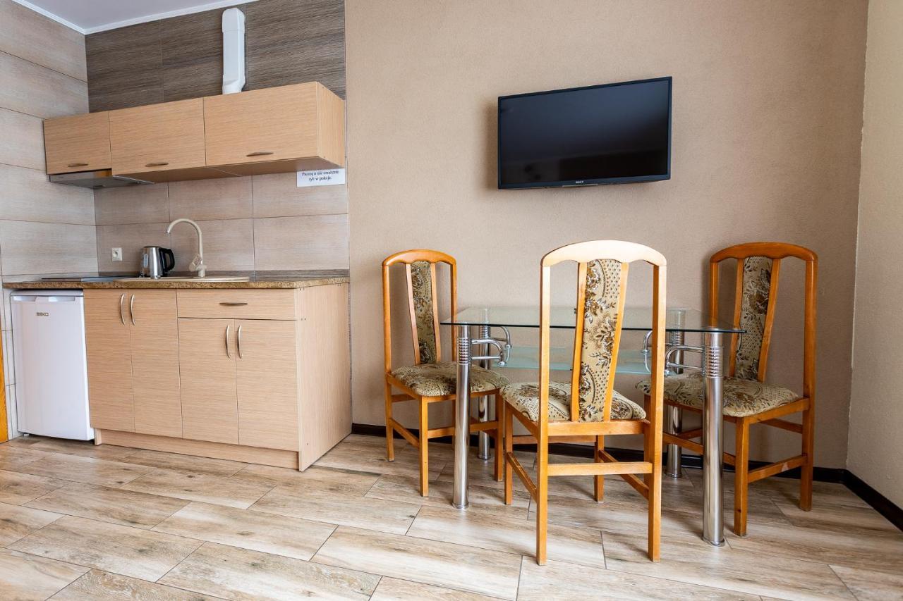 Pokoje Goscinne Katarzyna Kur Dębki Extérieur photo