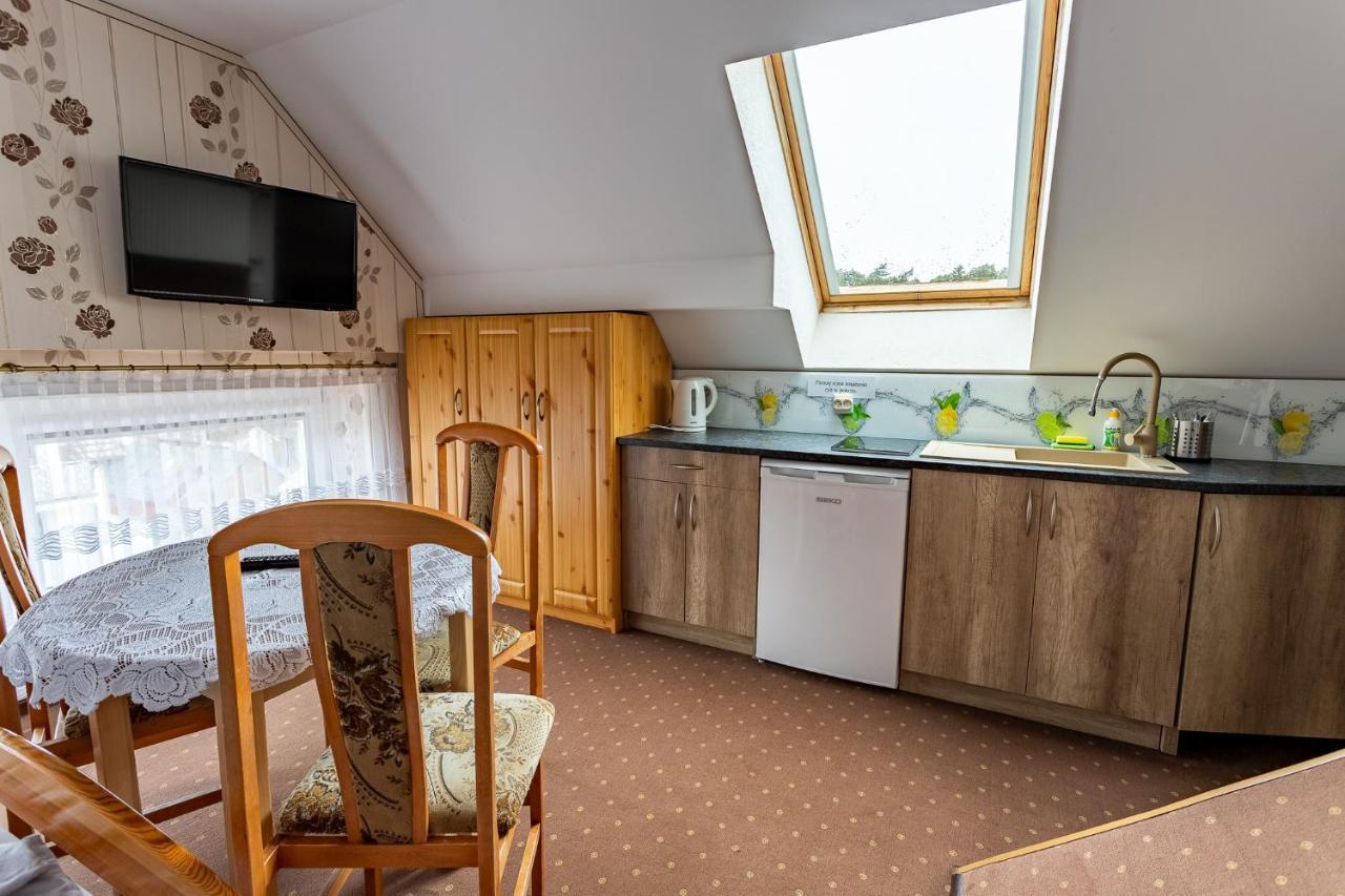 Pokoje Goscinne Katarzyna Kur Dębki Extérieur photo