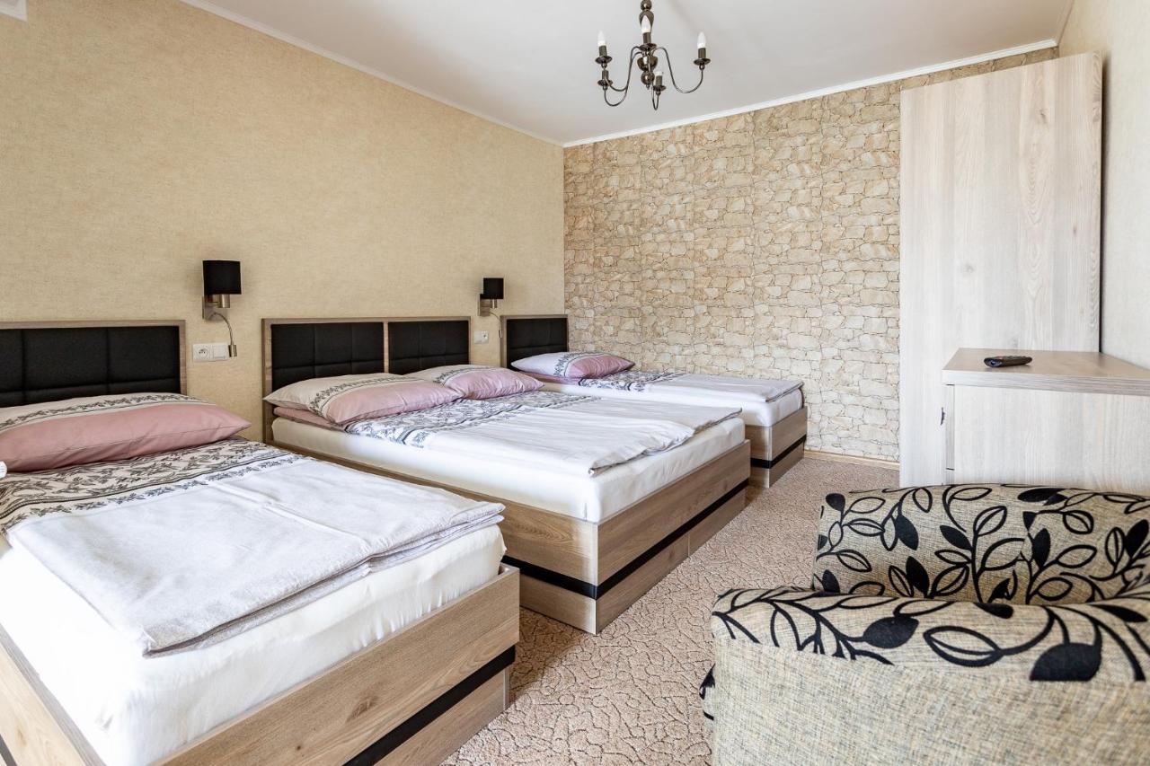 Pokoje Goscinne Katarzyna Kur Dębki Extérieur photo
