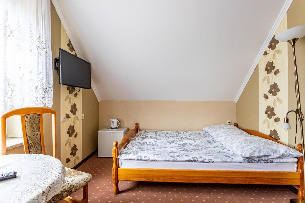 Pokoje Goscinne Katarzyna Kur Dębki Extérieur photo
