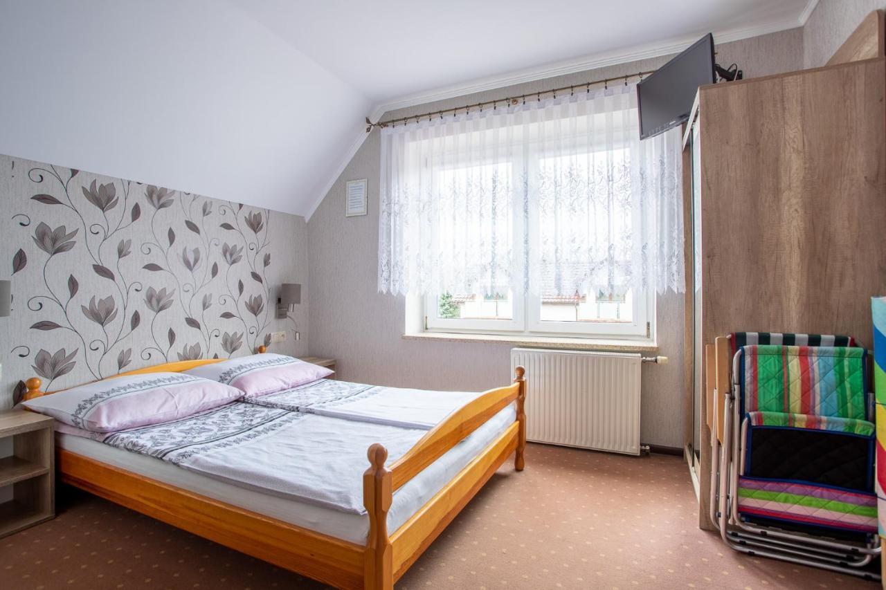 Pokoje Goscinne Katarzyna Kur Dębki Extérieur photo